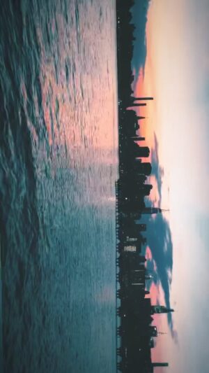 Katia Repina Instagram - Came to this park on my first night ever in NYC in 2015. Always my favourite spot for sunsets ❤️ #nyc #brooklyn #greenpoint #transmitterpark #park #sunset