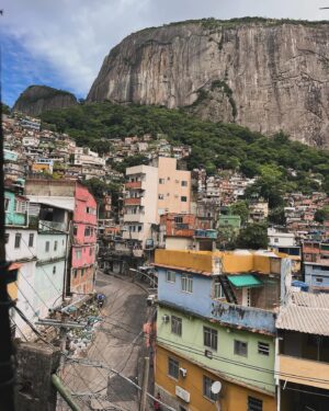 Katia Repina Instagram - Inside Favela Da Rocinha, Rio De Janeiro. Around 200,000 people live in Rocinha, making it the largest favela in Brazil.

Rio’s drug trade has long been divided among three factions: Comando Vermelho, Terceiro Comando Puro and Amigos dos Amigos. Each faction controls specific favelas from where they organize the sale of cocaine which is distributed among the many users within the favelas as well in the middle-class areas.

#riodejaneiro #favela #brazil