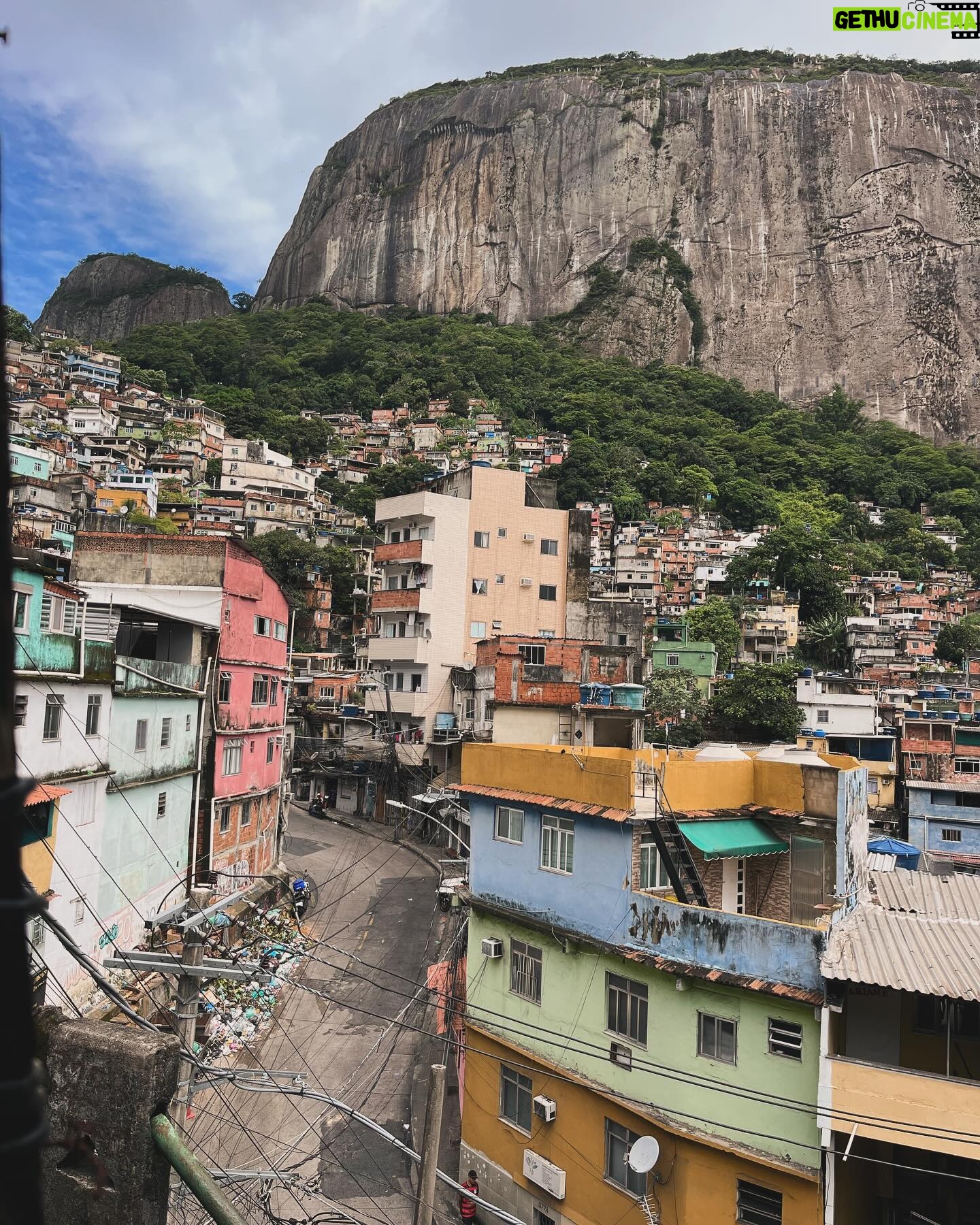 Katia Repina - 3 Likes - Inside Favela Da Rocinha, Rio De Janeiro. Around 200,000 people live in Rocinha, making it the largest favela in Brazil.
Rio’s drug trade has long been divided among three factions: Comando Vermelho, Terceiro Comando Puro and Amigos dos Amigos. Each faction controls specific favelas from where they organize the sale of cocaine which is distributed among the many users within the favelas as well in the middle-class areas.
#riodejaneiro #favela #brazil