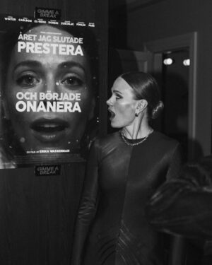 Katia Winter Instagram - Thank you for a great night 💫 @guldbaggen 📸 @virtual.kaiser