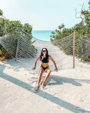 Katya Peneva Instagram - Happy in 2019! May we all be happy the whole year! 💕🙏🏻 #happynewyear #happy #maldives