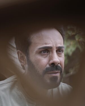 Kaveh Samakbashi Instagram - امشب 
قسمت ٢٧ سريال "رستگاري"
👈تماشاي قسمت هاي  ٢٧ تا ٣١ رو اصلا از دست ندين!

ممنون كه كنارمون هستين و خوشحال ميشم نظراتتون رو بعد قسمت امشب و قسمتهاي آينده ؛ بدونم.✨

الهي به اميد خودت🙏✨

رستگاري
هر شب ساعت ٢١:٠٠ از شبكه ٢

تكرار: ٢:٥٠ ، ١١ ، ١٦:٠٠

Photo by: @amirmohamadt 

#رستگاري
#ده_نمکی 
#مسعود_ده_نمکی 
#سريال_ماورايي 
#سريال#ماه_رمضان 
@dehnamakimasoud1348 
@hasan_varaste 
@amir_behzad_chopanian 
@amirmohamadt 
@farshadgolsefidii 
@emami_cg 
@farzan_moavenian 
@elhamasqari 
@mahrokhsoleimanipour 
@amirjavidnik 
@hoseinmjd 
@mahmoodmoosavinejad
