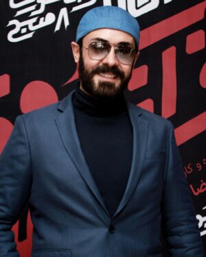 Kaveh Samakbashi Instagram - آغاز اكران آنلاين فيلم سينمايي "فرانكفورت ٨ صبح" از نهم اسفند ماه در پلتفرم فيلم ناب

#kavehsammakbashi 
@filmnab

Photo by: @elnazirani76