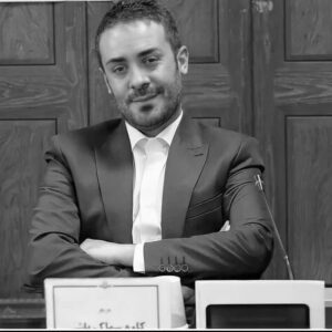 Kaveh Samakbashi Instagram - سكوت كن؛
وقتي زندگيت رو تو سكوت بسازي ؛
دشمنات نميدونن به چي حمله كنن..!

#kavehsammakbashi