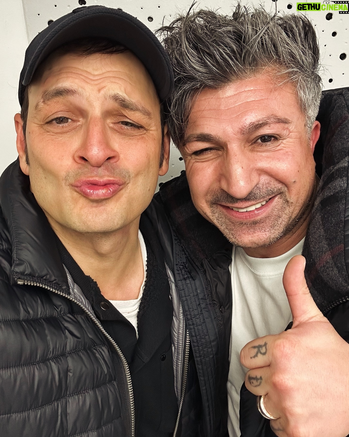 Kaya Yanar - 11.6K Likes - Finanzminister Lindner sagte über Chico, dass er nicht mit Geld umgehen könne, weil er bildungsfern sei. Naja, im Gegensatz zur Regierung hat Chico noch seine Kohle…