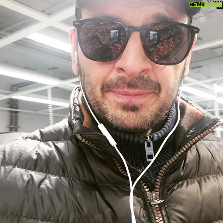 Kaya Yanar - 7.8K Likes - Shopping in Zeiten von Corona..