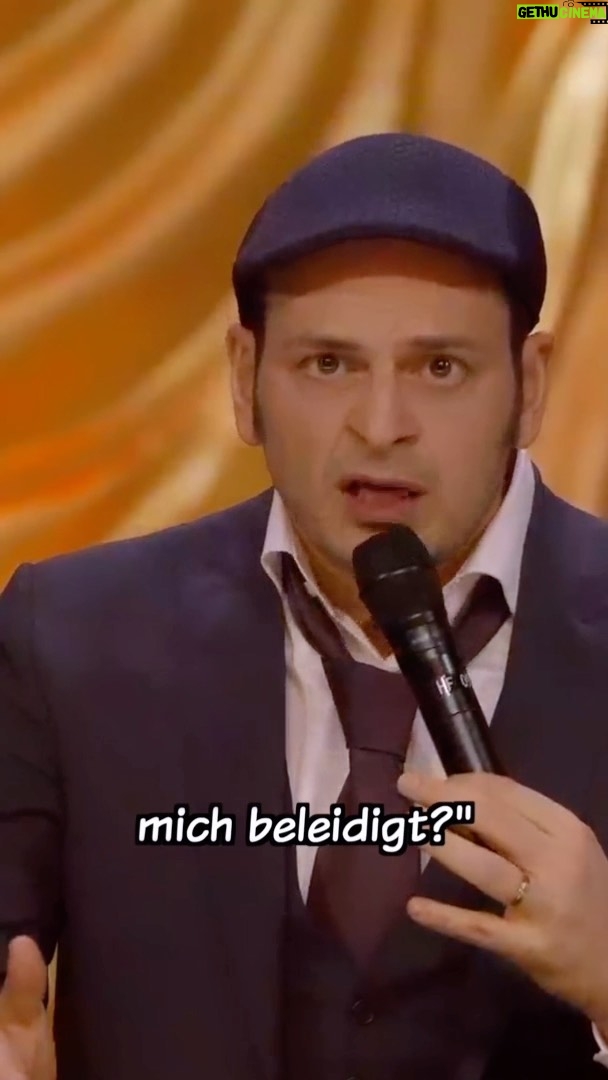 Kaya Yanar - 50.7K Likes - Meine Eltern…🤷🏻♂️