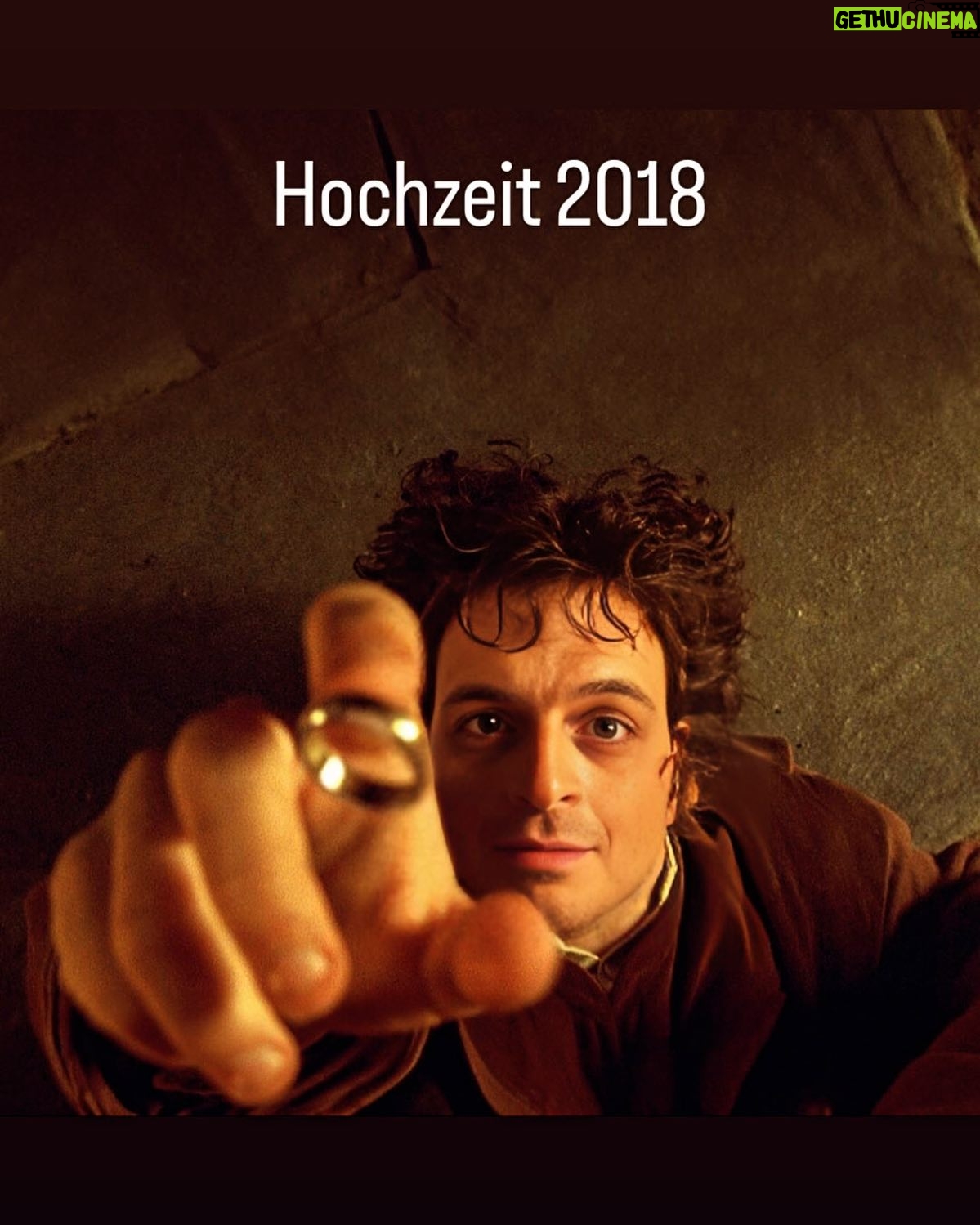 Kaya Yanar - 8K Likes - Exklusives Foto von meinem Ringtausch.
