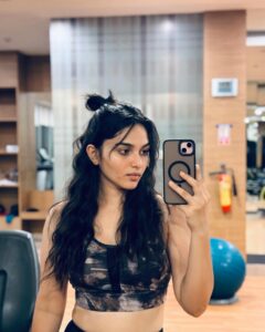 Actress Kayadu Lohar HD Instagram Photos and Wallpapers June 2024