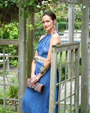 Kaylee DeFer Instagram - Dripping in elegance – these stunning earrings are more than just accessories, they're a statement of your style and grace. ✨💎 

📸: @lorinklarisphotography 

.
.
.
.

#earringenvy #dazzlingadornments #eleganceineverydangle  #shelterisland #shelterislandny #shelterislandnewyork #summerinnewyork #newyorksummer #summer2023