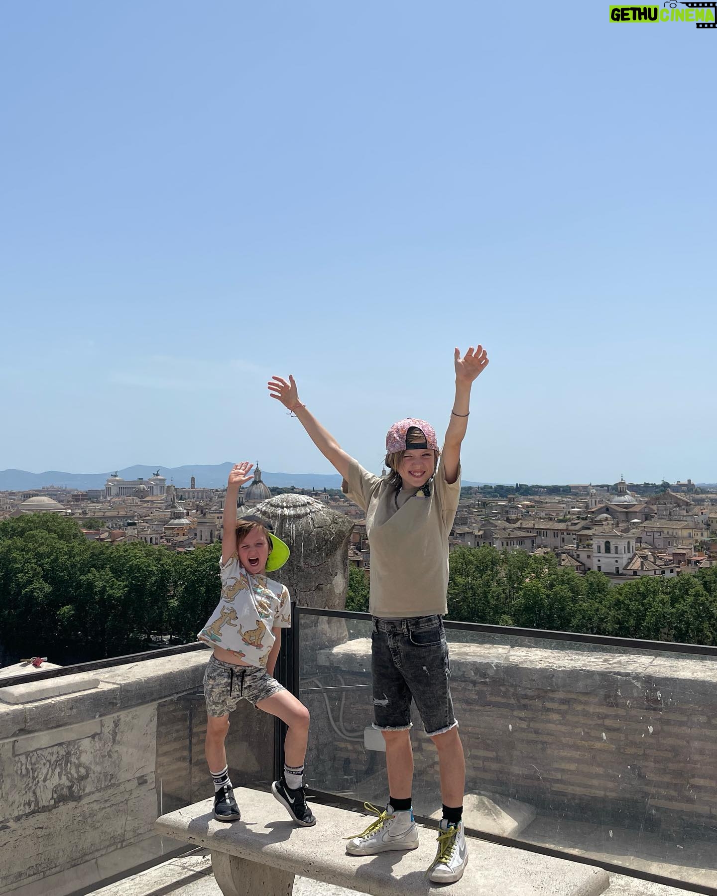 Kaylee DeFer - 348 Likes - The Fitzpatrick’s do Rome: days 1-4. #brothersfitz #summeradventures #fitzfamoffive