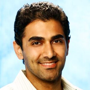 Kaysar Ridha Instagram - Throwing it back to 14 years ago. King Kaysar is in it to win it. 👑 
#BB22
.
.
.
#BigBrother #CBSBigBrother #BigBrotherAllStars #KingKaysar #WhatUpKaysar #tbt #bigbrotherseason6