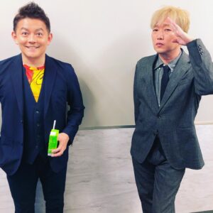 Kazuhiro Ozawa Instagram - 漫才とハンバーグが大好きです