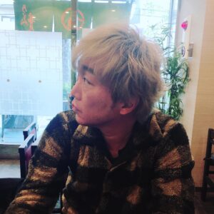 Kazuhiro Ozawa Instagram - 2020年もよろしくお願い致します！今年もそっぽむいてやってきます