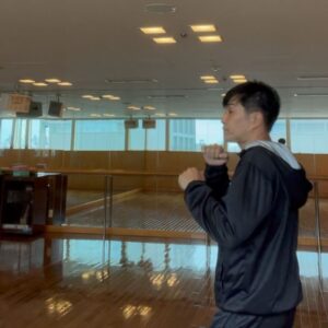 Kazuki Kitamura Instagram - いつも三日坊主だけど、年末まで目指せ週２トレーニング！
