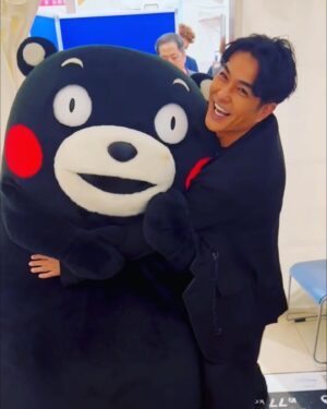 Kazuki Kitamura Instagram - くまモンといちゃついた😘 ©️熊本県くまモン
#夏空ダンス