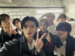 Kazuto Mokudai Instagram - LIVE TOUR 2024 “架空のアウトライン”
TOUR FINAL

大阪ありがとうございました

全7公演を7人と観測者で作り上げられて

最高の思い出になりました。

観測者本当にありがとう

また会おうね！

#杢代和人
#原因は自分にある。