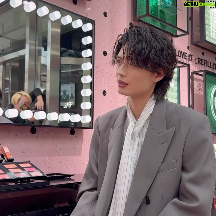 Kazuto Mokudai - 13.7K Likes - VALENTINO BEAUTY
GREEN STRAVAGANZA
@valentino.beauty
VALENTINO新作クッションファンデーション&フレグランスを試してきました。
これからの春夏シーズンに活躍する
魅力的な香りで
僕は“ドンナ”の香りが好みでした
大切な人のギフトや自分のご褒美に是非🍀
#PR
#杢代和人
#ValentinoBeauty
#GreenStravaganza