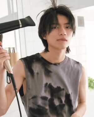 Kazuto Mokudai Instagram - ViVi 3月号

お家デートってやつです

#PR 
#杢代和人