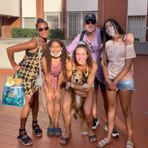 Kearran Giovanni Instagram - Family!!!! What a day in Florence! Seeing our niece and her husband in Italy was def the highlight of our trip! #florence #italy #family @morebriplease