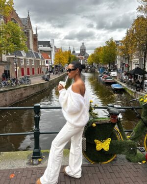 Kedist Deltour Instagram - Having a great time in Amsterdam 🍂