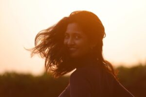 Keerthi Pandian Instagram - Be the Sun, Be the Rays, Be your own Light! 💥

📸 @mahesh_jayachandran