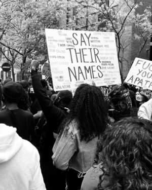 Keeya King Instagram - The reason no one can ever find the words, is because there are no words that anyone can string together to truly encapsulate the years of systematic oppression and violence upon Black lives. There are no words that can get down to the core of the subtleties of the Black experience. Language will continue to fail to express the trauma we are currently facing and have faced for decades upon decades. Regardless, we must try anyways. We must use our voice, anyways. Cement our experiences into history.

On May 30th 2020, I marched with my Toronto Community. We marched for Regis Korchinski-Paquet, Tony McDade, George Floyd, Ahmaud Arbery, Sandra Bland, all Black lives across North America.  Yes, we are fighting against police brutality, but we are also fighting for the world to recognize the value of Black Lives. We chanted, we screamed, we played music, we danced, we cried. We unified and will continue to unify even after the protesting has simmered. We are awakened. We are coming into our power. We are standing in our power. ⠀⠀⠀⠀⠀⠀⠀⠀⠀⠀⠀⠀ ⠀⠀⠀⠀⠀⠀⠀⠀⠀⠀⠀⠀ ⠀⠀⠀⠀⠀⠀⠀⠀⠀⠀⠀⠀ ⠀⠀⠀⠀⠀⠀⠀⠀⠀⠀⠀⠀ ⠀⠀⠀⠀⠀⠀⠀⠀⠀⠀⠀⠀
Thank you to @notanotherblacklife for organizing a space for all to grieve but also to feel uplifted by the energy. Thank you to the leaders of the Black communities stretching from Toronto, Montreal, Minneapolis, LA, Houston, all over. ⠀⠀⠀⠀⠀⠀⠀⠀⠀⠀⠀⠀ ⠀⠀⠀⠀⠀⠀⠀⠀⠀⠀⠀⠀ ⠀⠀⠀⠀⠀⠀⠀⠀⠀⠀⠀⠀
To all the Black Women and men that exist on this earth. I love you. Stay safe and please always find ways to rest and take care of your mental health. ⠀⠀⠀⠀⠀⠀⠀⠀⠀⠀⠀⠀ ⠀⠀⠀⠀⠀⠀⠀⠀⠀⠀⠀⠀ ⠀⠀⠀⠀⠀⠀⠀⠀⠀⠀⠀⠀ ⠀⠀⠀⠀⠀⠀⠀⠀⠀⠀⠀⠀ ⠀⠀⠀⠀⠀⠀⠀⠀⠀⠀⠀⠀
Note:
These are not generic photos, these are photos that I took while protesting in Toronto. It’s come to my attention that some white people are sharing my photos and pretending to be part of the protest. This is wrong, give credit, and stop erasing Black Women from the movement.