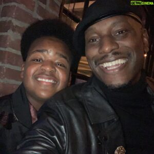 Keith L. Williams Instagram - Ran into one of my favorite actors last night"Tyrese" @tyrese @blackandbluemovie #tyrese #blackandbluemovie
