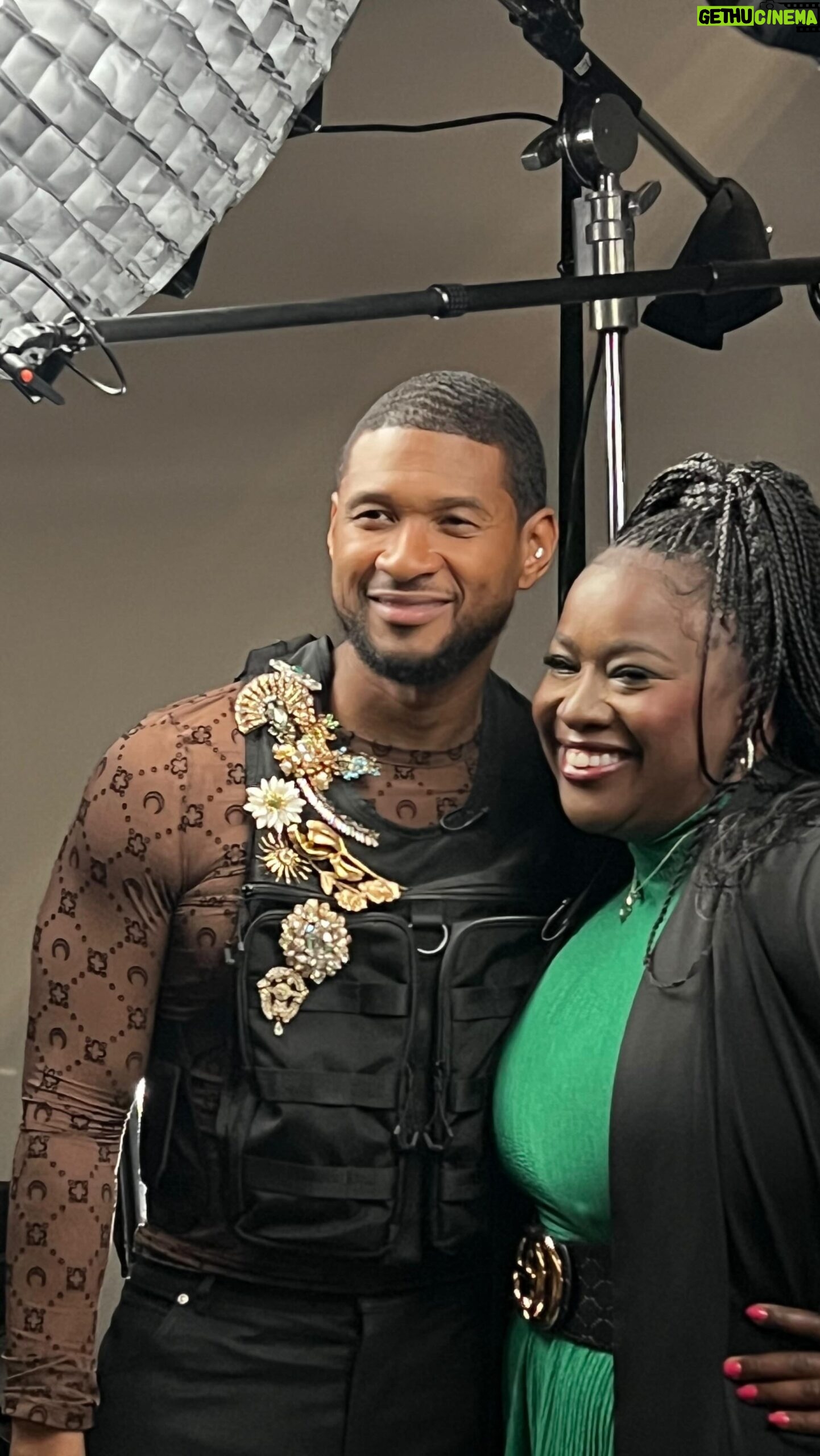 Kelley Carter - 755 Likes - A tease from my sitdown with @usher for @goodmorningamerica! In this segment, we chat about his upcoming Super Bowl performance (though letās go right ahead and call it #UsherBowl) and who is helping him create his halftime show. #Usher #Yeah #superbowl