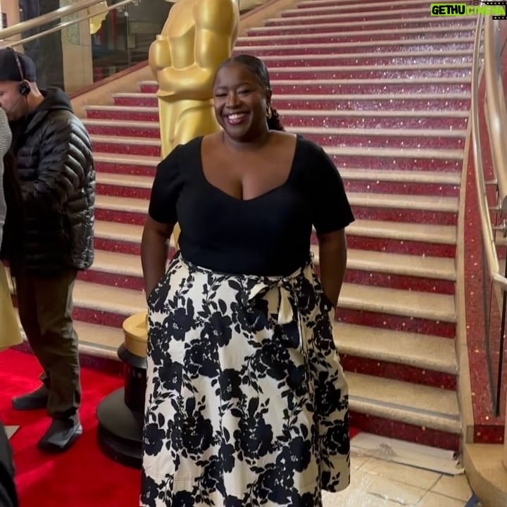 Kelley Carter - 476 Likes - Glam team got me feeling so pretty. ABC News team got me feeling so witty.
always show my annual love to the great Hattie. ā¤ļø