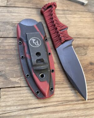 Kelly Carlson Instagram - @jsf_71 @cobracaninellc Blade. I played around with my new graffiti sheaths. Or is plain black better? Coming soon Jeff! Doing Adam’s.