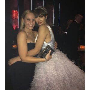 Kelly Karbacz Instagram - Love my Orange family!! 🍊❤️ #SagAwards #OITNB @sagawards
