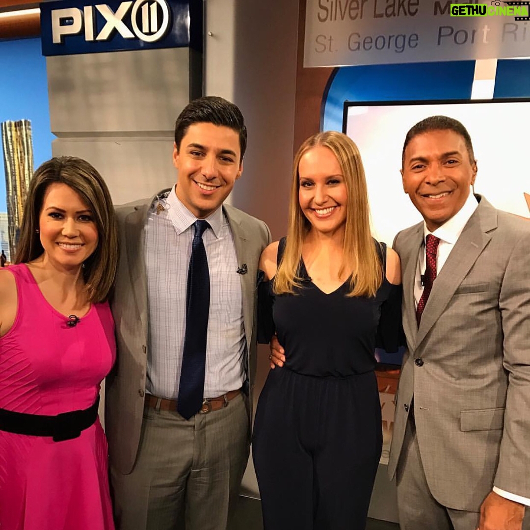Kelly Karbacz - 686 Likes - Thank you to @danmannarinotv @thebettynguyen and everyone at @pix11news for having me on to chat about being a native New Yorker and all things #OITNB !!
🍊Link to full interview on my FB & Twitter page🍊
#OrangeIsTheNewBlack #oitnbseason5 #Sankey #pix11 #pix11news #pix11morningnews @oitnb @personapr