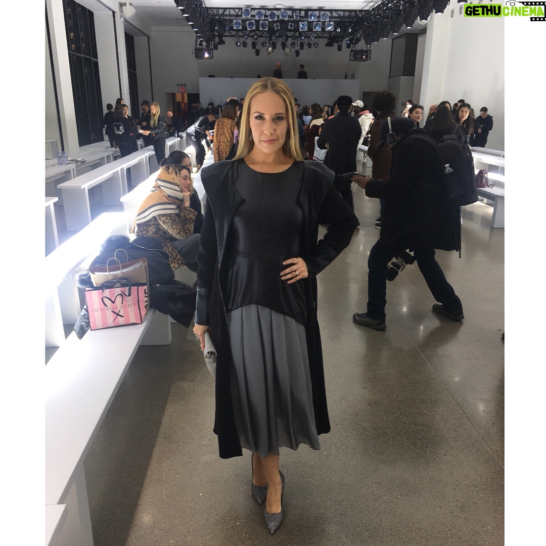Kelly Karbacz - 764 Likes - #AboutLastNight ✨Had the divine privilege of being dressed in #VivienneHu from head to toe and attending the @viviennehustudio #NYFW #FW18 #RunwayShow at Spring Studios. Thank you so much Vivienne and congratulations on a spectacular collection! Looking forward to wearing your beautiful designs for years to come!!✨ #newyorkfashionweek @nyfw
Hair & Makeup: @s.lamaruggine
Coat: @viviennehustudio
Dress: @viviennehustudio
Shoes: @viviennehustudio