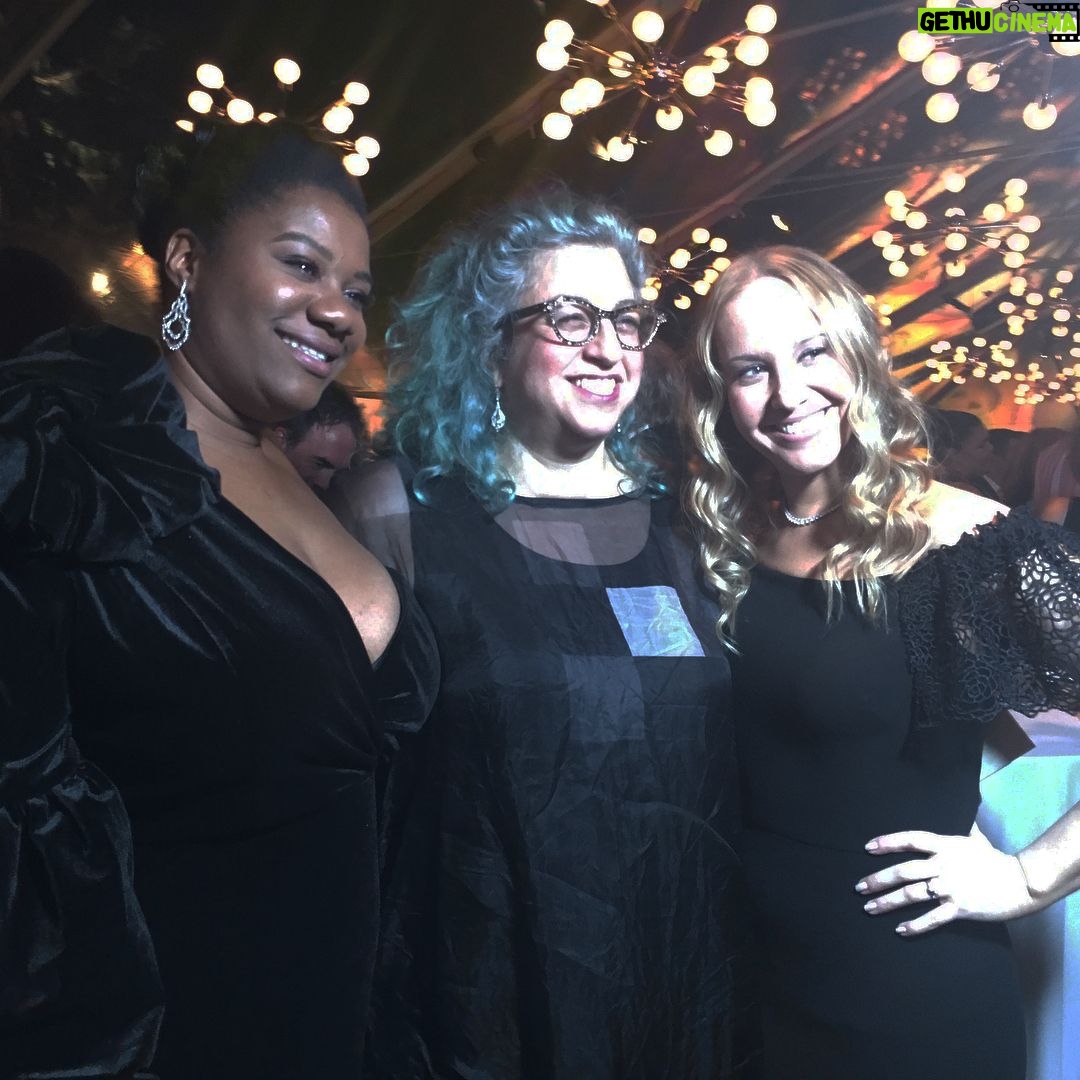 Kelly Karbacz - 2K Likes - #AboutLastNight Celebrating with @netflix and my stunning cast mates at the beautiful home of Ted Sarandos for his toast to the nominees. 🍾
#OITNB #SagAwards #TeamOrange @sagawards