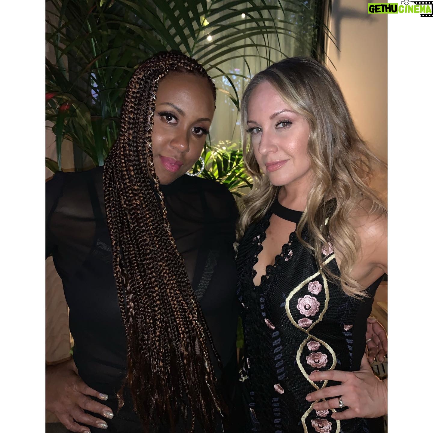Kelly Karbacz - 1K Likes - #AboutLastNight All the feels with my #orangefamily at the #OITNB Season 7 Premiere Party. What an epic ride!! #OrangeForever 🍊
#OrangeIstheNewBlack #oitnbseason7 #premiere #netflix #Sankey @oitnb @netflix
