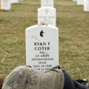 Kelly LeBrock Instagram - May we all be thankful to our men and woman and four legged friends for their courage , their bravery and the ultimate sacrifice, from our fallen soldiers . Good bless us , one and all . ❤️
