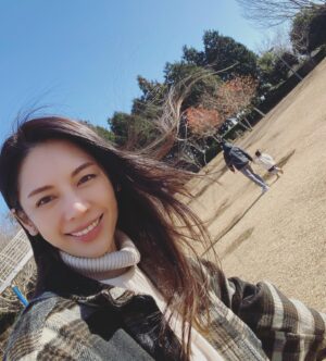 Kelly Liao Instagram - Hi 2024🥰 
#明けましておめでとうございます 
#元旦 #happynewyear #良いお年を