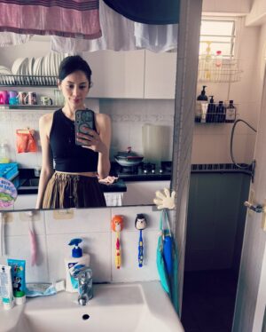 Kelly Liao Instagram - 補上 五月
謝謝角色帶我來到 這個溫馨可愛的家
🤍🐢