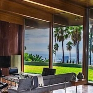 Kelly Lynch Instagram - * UPDATE *  We are sold out! But there’s still hope! Get on the waitlist @usmodernist - link in bio 👆

It’s a party! 

Join me and my husband, fellow architectural preservationist, Mitch Glazer for a very special cocktail party at our iconic John Lautner designed Harvey House (1950) to benefit amazing @usmodernist on Saturday, April 22, 5-8 PM.

We purchased the home in 1998 and have been carefully restoring it with the help of Lautner principal Helena Arahuete. It is now proudly on the National Register of Historic Places. 

Along with a guided VIP tour by yours truly, our guests will enjoy appetizers and signature cocktails provided by Vermont Spirits while being entertained by jazz vocalist Staci Griesbach and her band. Hit my link in bio for tickets and more information about this special Lautner Weekend which also includes tours of Lautner’s fabulous Silvertop on Sunday, April 23.

#usmodernist 
#modernism 
#johnlautner 
#johnlautnerhouse 
#losangeles 
#architecture 
#architecturetour
#modernistarchitecture 
#midcenturymodern 
#organicarchitecture 
#homedesign #interiors 
#historicpreservation 
#restoration #historiclandmark #kellylynch #mitchglazer
#theharveyhouse 

📸 Photos:
@saraessexbradley 
@toddeberle 
@amydickerson_photographs