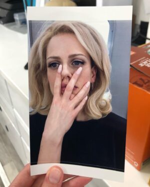 Kelly McCormack Instagram - Episode 5 continuity photo for George & Tammy ~ tonight on @showtime 

More love to my incredible hair & make-up duo @onsetwithrene & @dianehellermakeup 💕