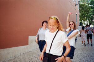 Kelly McCormack Instagram - Went on a gals trip to Portugal with my sister, mom, and Sarah and it was honestly the best