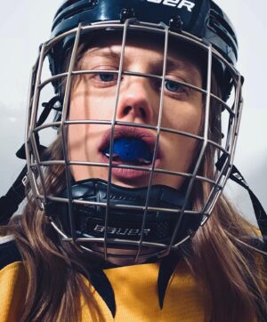 Kelly McCormack Instagram - A definitive fuck you to Mary Anne and ferda to  @thepwhlofficial 🏒🤙🏻

Last season of @letterkennyproblems on @hulu & @cravecanada