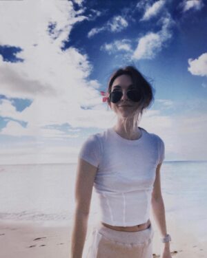 Kelsey Bascom Instagram - Me going into 2024 hoping all my delulu becomes trululu this year 💫

#t1dlookslikeme #t1dcommunity #diabetesawareness #diabetescommunity #type1diabetes #typeonetypehappy