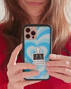 Kelsey Bascom Instagram - me: feeling as bold as my red sweater
also, me: the second slide 😅

#chronicillnessawareness #t1dlookslikeme #t1d #invisibleillness #type1diabetes #femaleempowerment