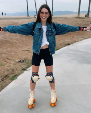Kelsey Bascom Instagram - everyone my age is getting married and having kids. meanwhile, I’m roller skating 🤪🛼🌴