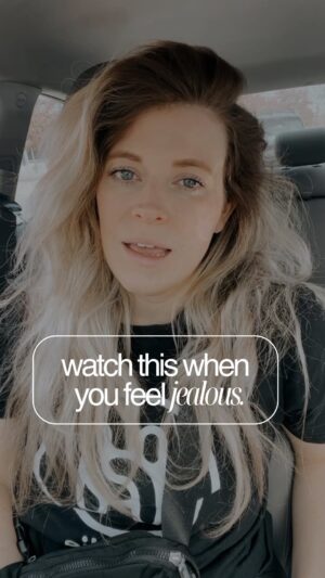 Kelsey Edwards Instagram - when you know anything is possible for you, it makes it easier to switch the jealousy to gratitude ✨

comment or DM me the word MASTERCLASS for a (freeee) deep dive into owning all the parts of you and creating an insanely fulfilling life/career around them 🫶🏼

#authentic #authenticity #growth #growthmindset #masterclass #jealous #jealousy #abundance #scarcity #abundancemindset #scarcitymindset