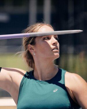 Kelsey-Lee Barber Instagram - Inspired by the strength and power of the all-electric Porsche Taycan, Australian Olympic athlete and World Champion javelin thrower, @kelseyleebarber, trains hard to remain at the top of her game as she gets ready to head to the Paris 2024 Olympic Games. 

#PerformanceDriven #PorscheTaycan
