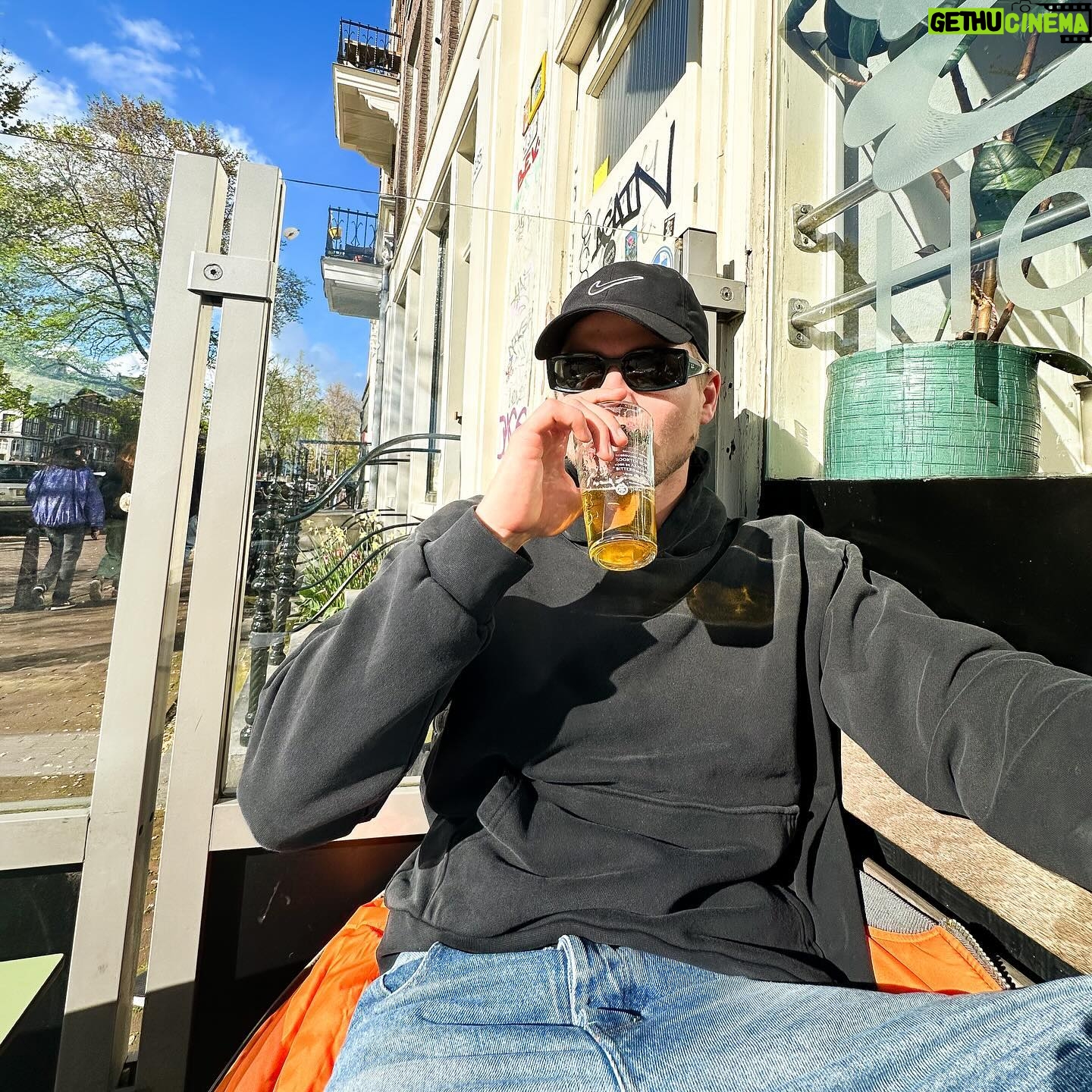 Kelvin Boerma - 38K Likes - 🏃🍺🥊🃏🤳⚽️🐮🎙️📊☀️