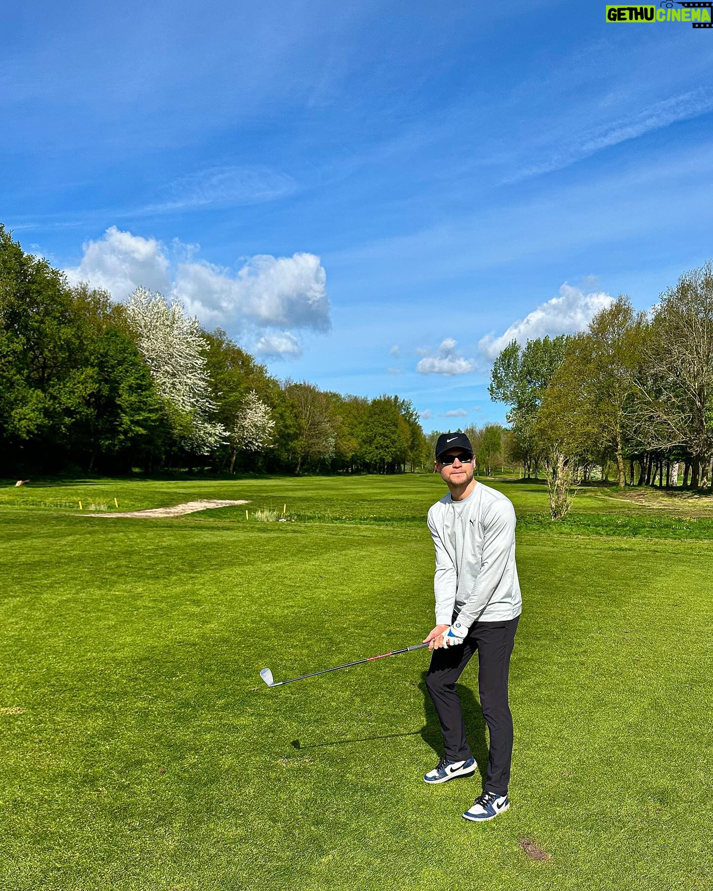 Kelvin Boerma - 57.6K Likes - 🧸⚽️📖✍️⛳️🍟🎮🎳🥩🧸